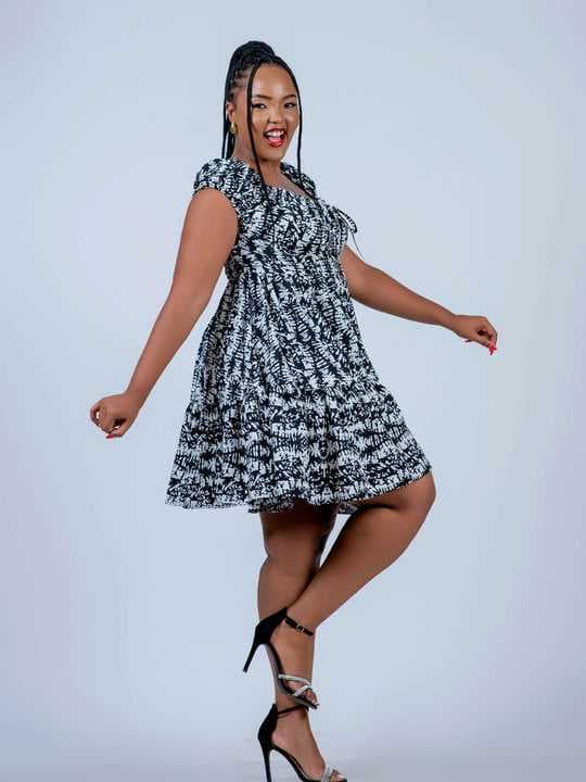 Plainchic Susan Skater Mini Dress - Black/White