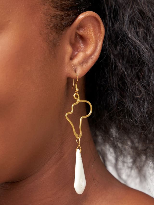 Africa Tear Drop Earring - White / Brass