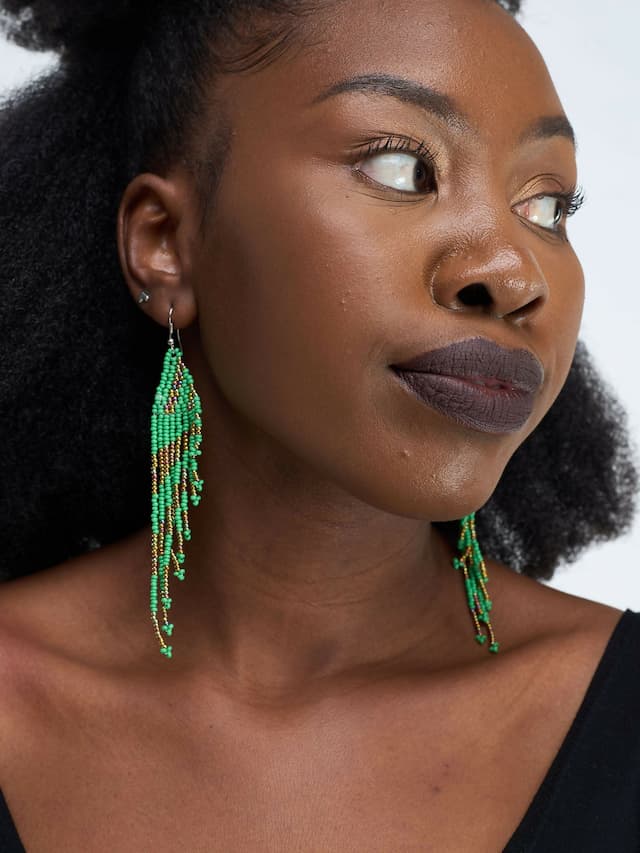 Bulky Hanging Earring - Green