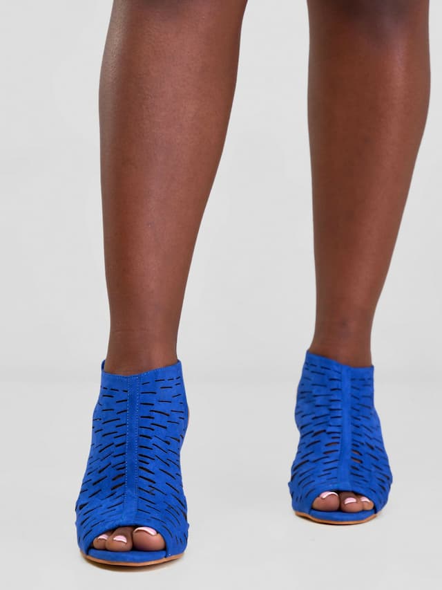 Be Unique Feel Good Boot Chunky Heel - Blue