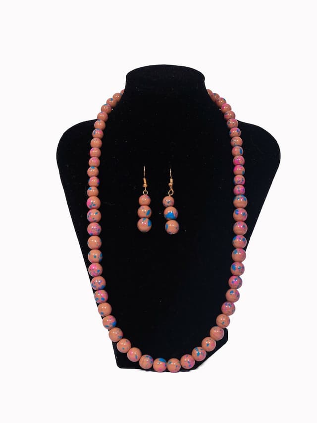 Klewisia Closet Shell Pearls Necklace Jewellery - Nude