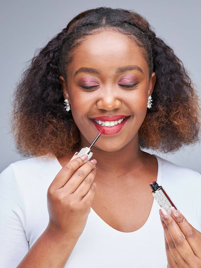 Glamour Queen Crazy In Love Lipstick - Pearl Red