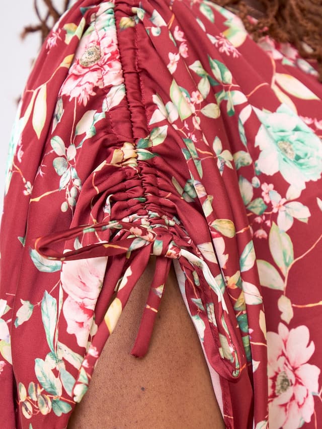 Vivo Jamila Dolman Drawstring Tunic Top - Maroon Floral Print