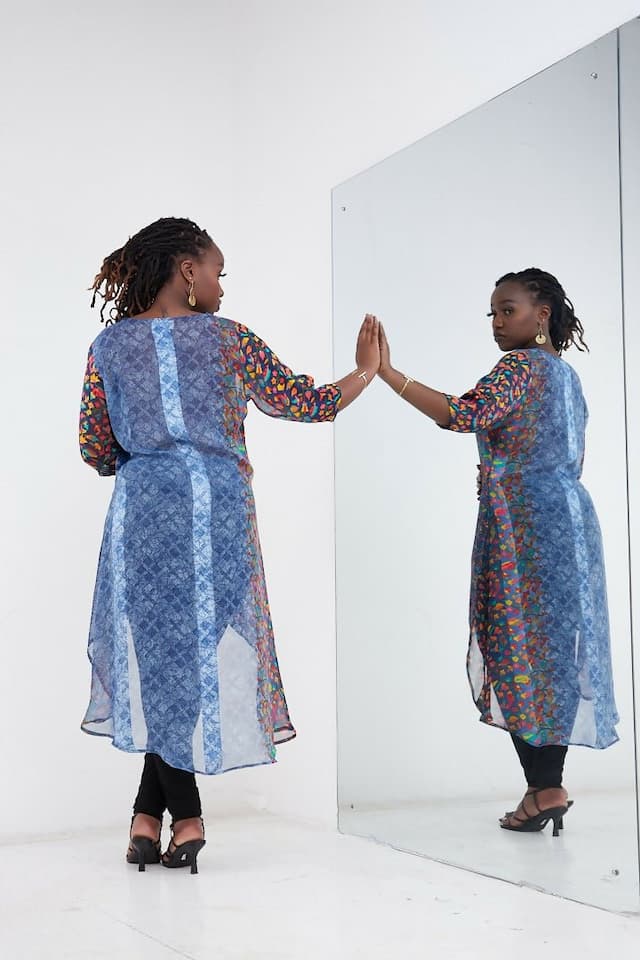 Wcs Pambo Carole Kinoti Bold Chiffon Top - Floral