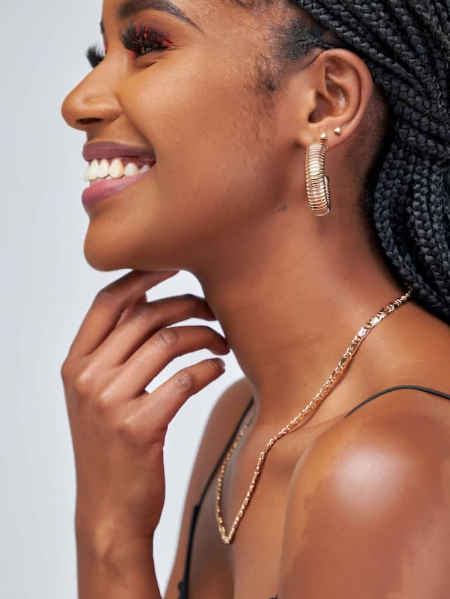 Nailu Spring Loops - Gold