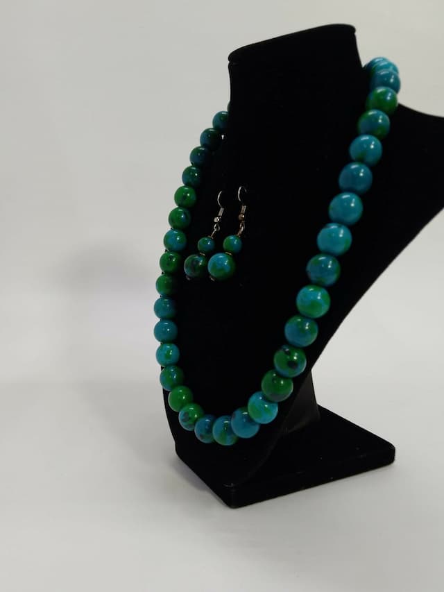 Klewisia Closet Beaded Necklace - Green