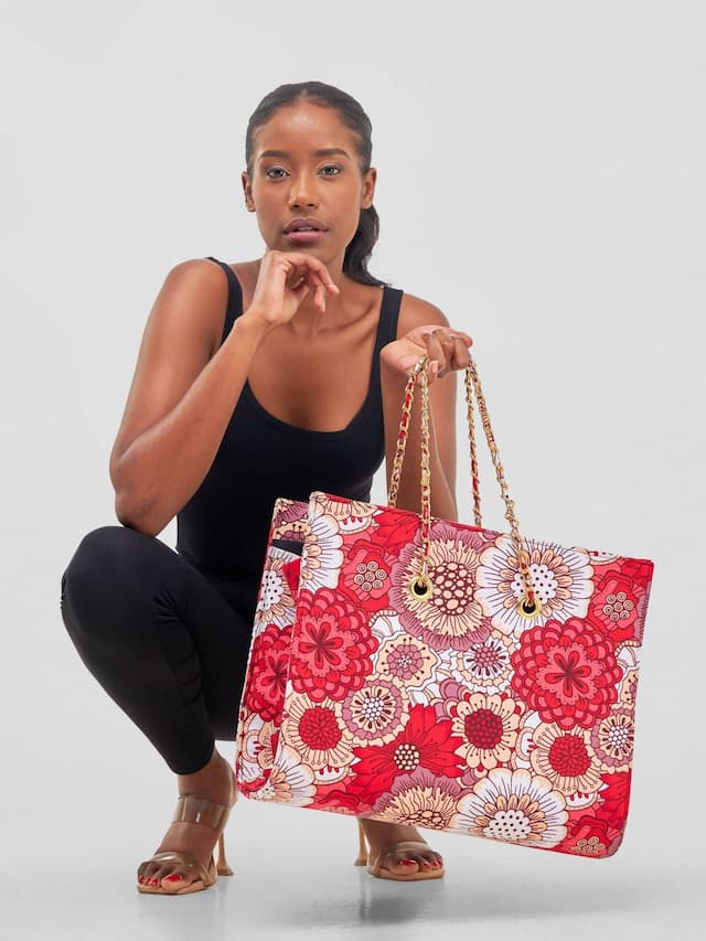 Khay Designs Chained Handbag - Pink Floral