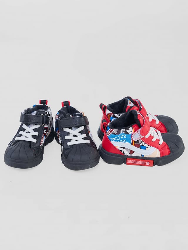 Raffiti Sneakers - Red / Black