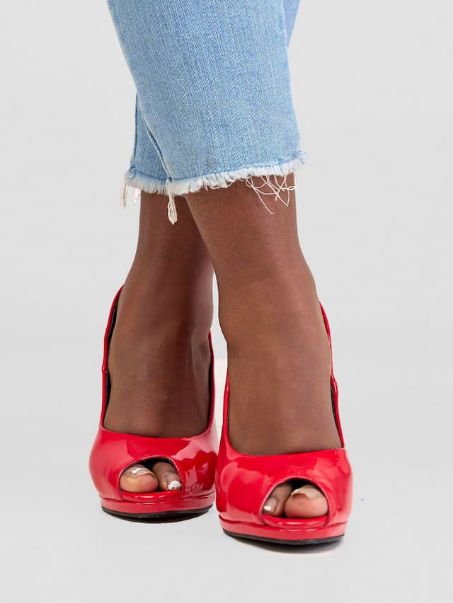 Be Unique Zara Peep Toe Chunky Heel - Red