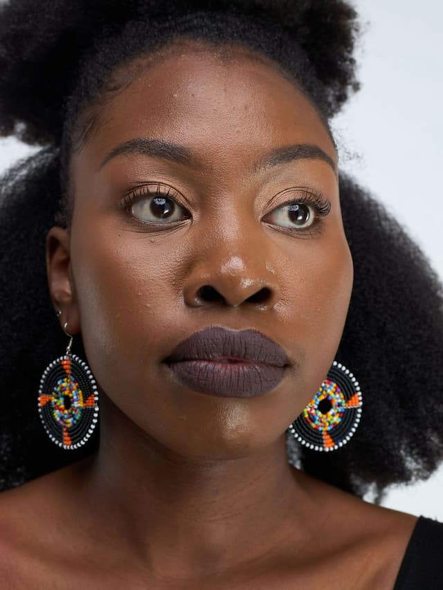 Round Beaded Earring - Black