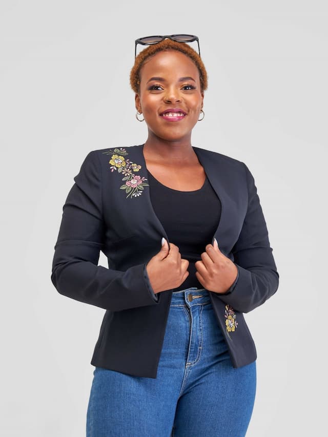 Immaculate Chic Joy Miss Blazer - Black