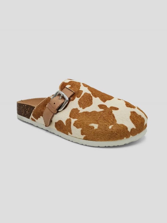 Julz Nahla Closed Sandal - Cow Print
