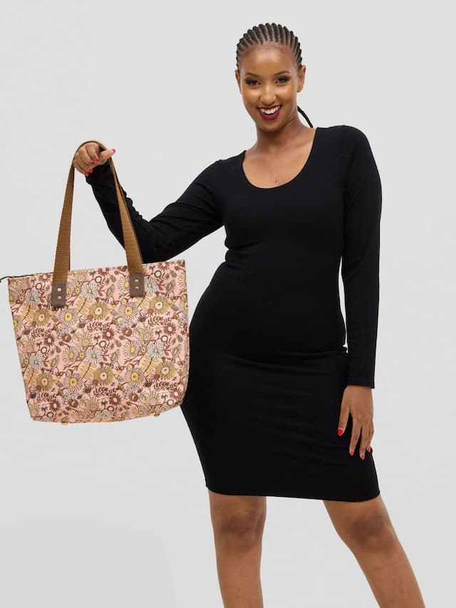 Lelesta Creations X Undameta Tote Bag ( Ditzy Maua Rosy) - Peach