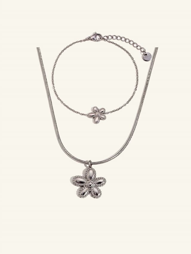 Non Tarnish Dalia Set Necklace - Silver