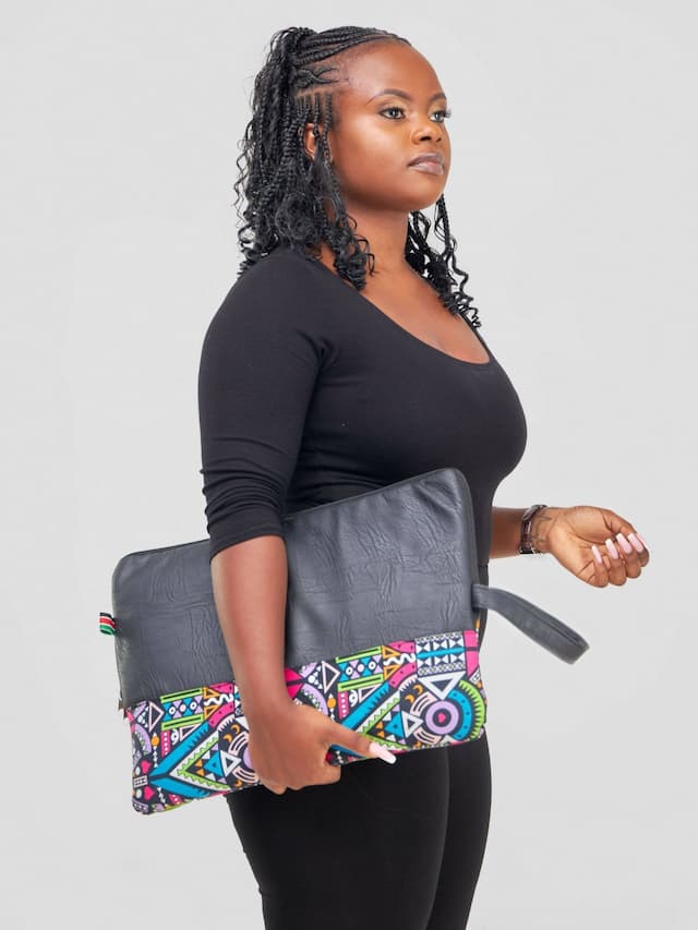 Khay Designs 15 Inch Laptop Bag - Black Ankara