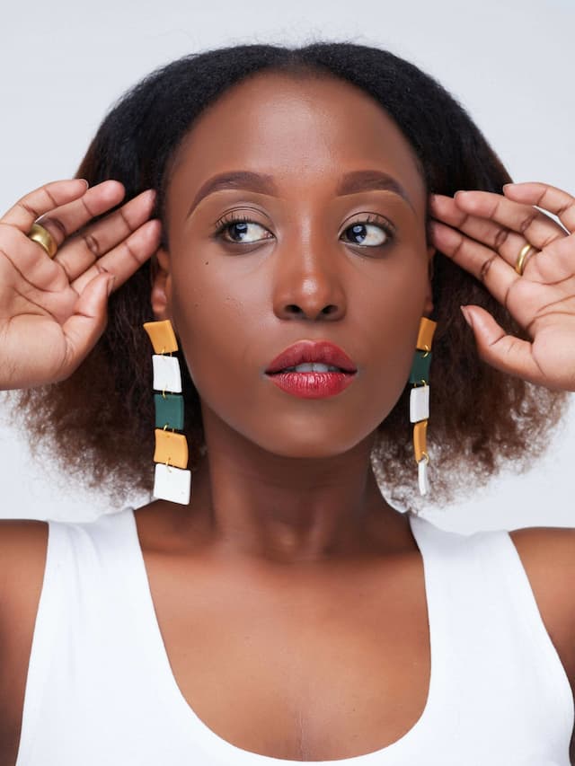Nibui Ola Earrings - Mustard