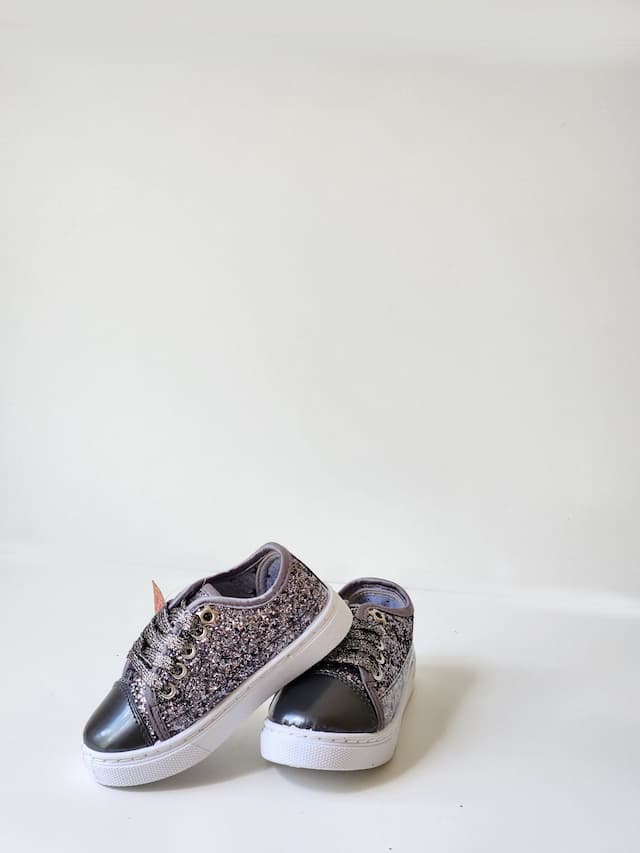 Girls Glitter Trainers Shoes - Grey