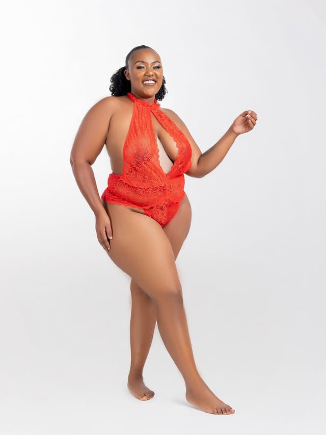 Intimateskenya Exquisite Lace Open Cup Bodysuit-Red