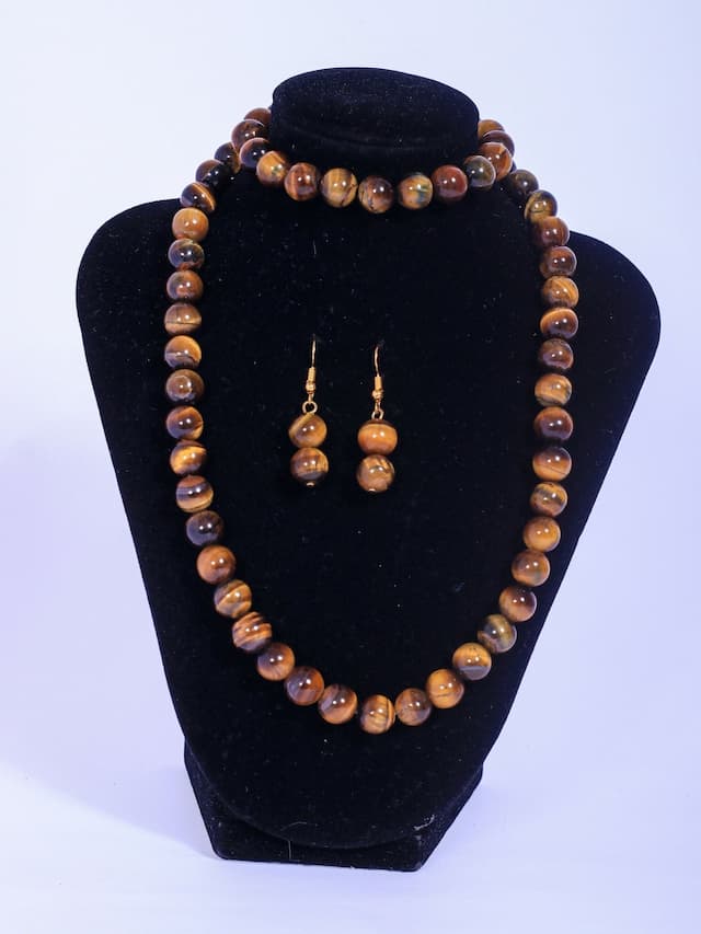 Closet Beaded Necklace - Brown