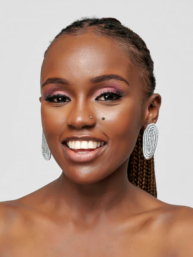 Tuli Naoki Oval Stud Earring - Silver